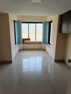 Room in 3 BHK Apartment at Royal Palms, Goregaon East – for Sale