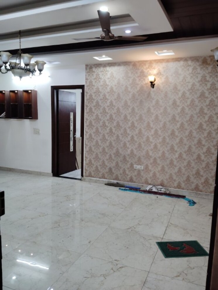 Room, vasundhara sector 12 4 Bedroom 1350 Sq.Ft. Builder Floor In Vasundhara Sector 12 Ghaziabad 8651772