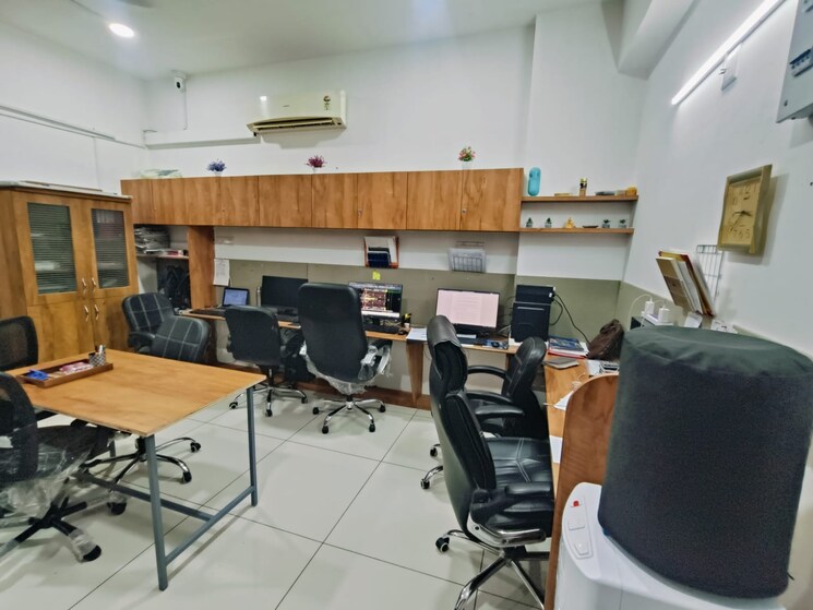 Team Area, jagatpur Commercial Office Space 625 Sq.Ft. In Jagatpur Ahmedabad 8651877