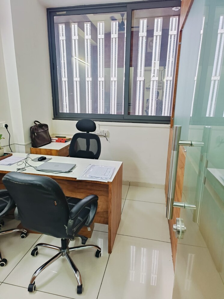 Team Area, jagatpur Commercial Office Space 625 Sq.Ft. In Jagatpur Ahmedabad 8651877