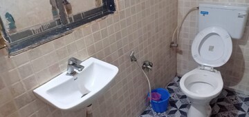 Bathroom in 3 BHK Apartment at BKS Galaxy CHS, Kharghar – for Rent