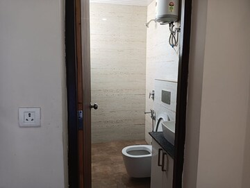 Bathroom in 3 BHK Apartment at Sushant Lok 2, Sector 57 – for Rent