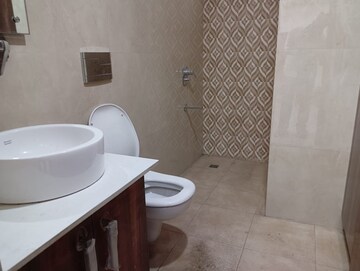 Bathroom in 3 BHK Apartment at Sushant Lok 2, Sector 57 – for Rent