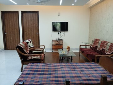 Living Room in 3 BHK Apartment at Sushant Lok 2, Sector 57 – for Rent