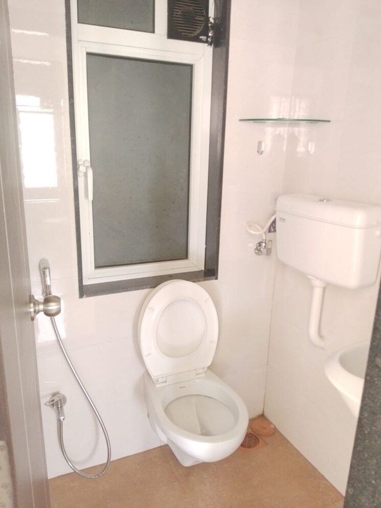 Bathroom, aayush-aarna 1 Bedroom 410 Sq.Ft. Apartment In Chembur Mumbai 8651986