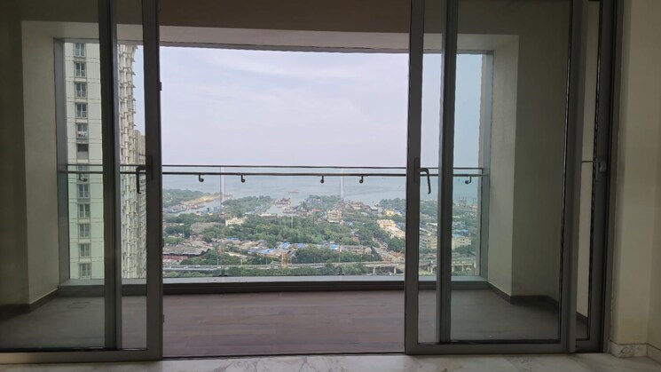 Balcony, piramal-aranya-arav 3 Bedroom 1073 Sq.Ft. Apartment In Byculla Mumbai 8651981