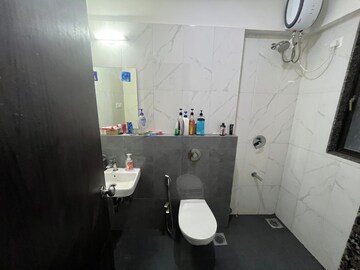 Master Bedroom in 3 BHK Apartment at Lotus Unity, Versova – for Rent