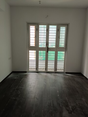 Room in 2 BHK Apartment at Aishwaryam Comfort Gold, Akurdi – for Rent