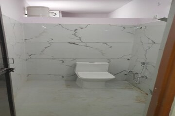 Bathroom in 2 BHK Apartment at Kohinoor Riverdale, Kharadi – for Sale