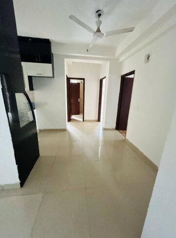 Building Lobby in 3 BHK Apartment at Ajnara Le Garden, Sector 16b Greater Noida – for Rent