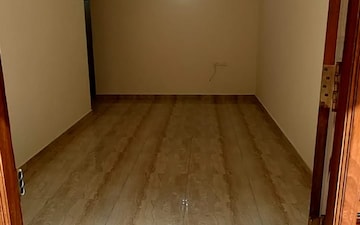 Bedroom in 3 BHK Apartment at Mithanpura – for Rent