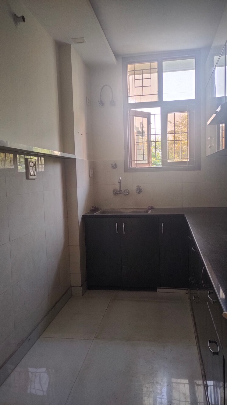 Kitchen, sahyag-lane-society 3 Bedroom 1200 Sq.Ft. Builder Floor In Vaishali Sector 5 Ghaziabad 8652369