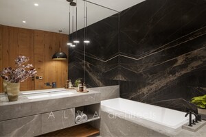 Bedroom in 4 BHK Apartment at DLF The Camellias, Sector 42 – for Sale