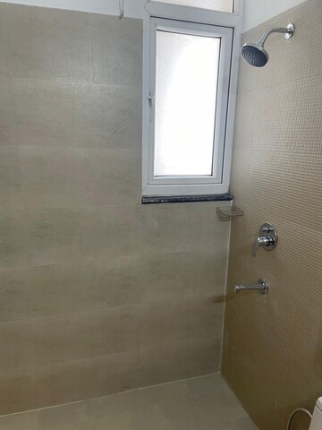 Room in 3 BHK Apartment at ATS Nobility, Sector 4 Greater Noida – for Rent