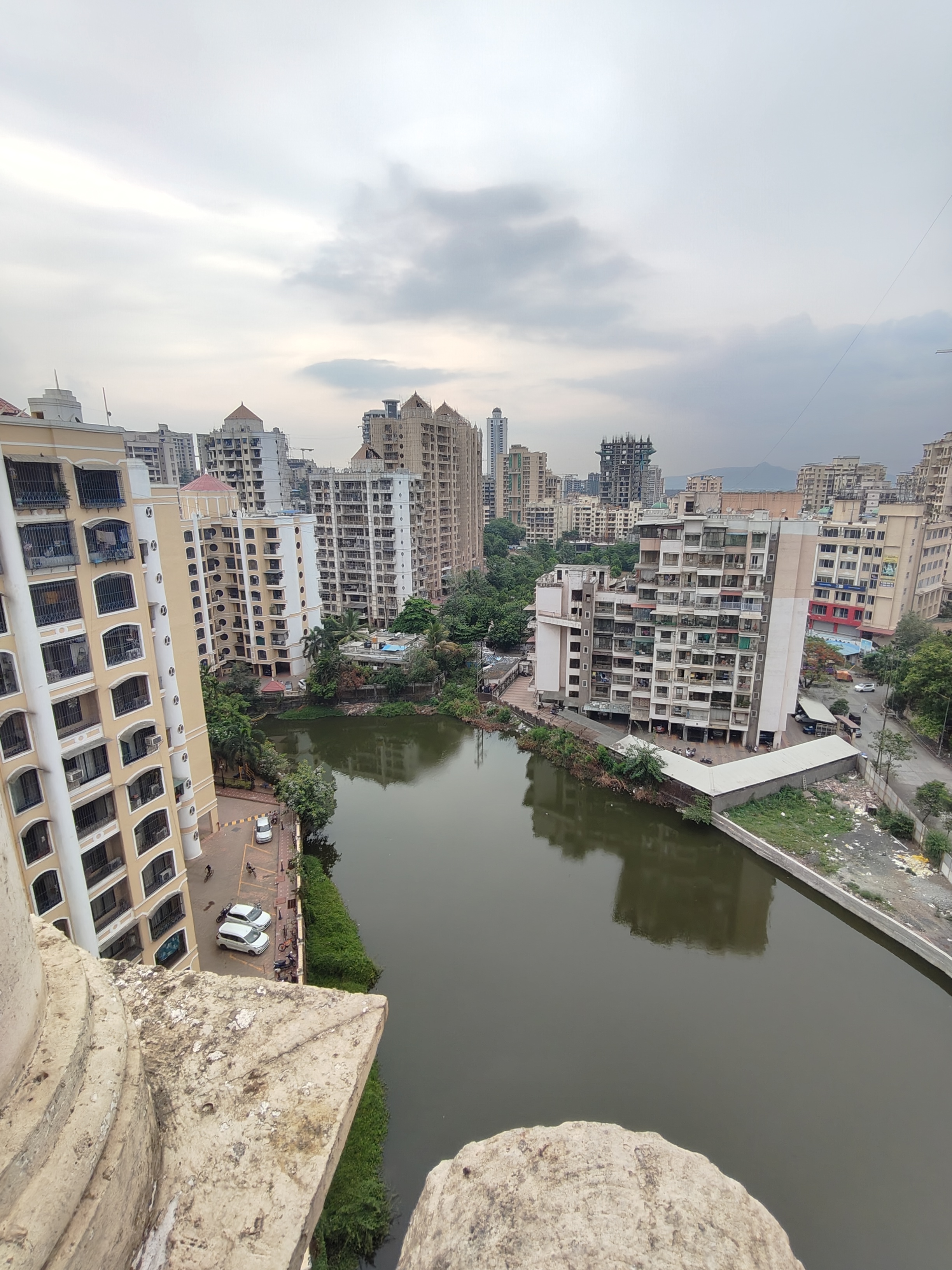 2 BHK Apartment For Rent in Tharwani Rosalie