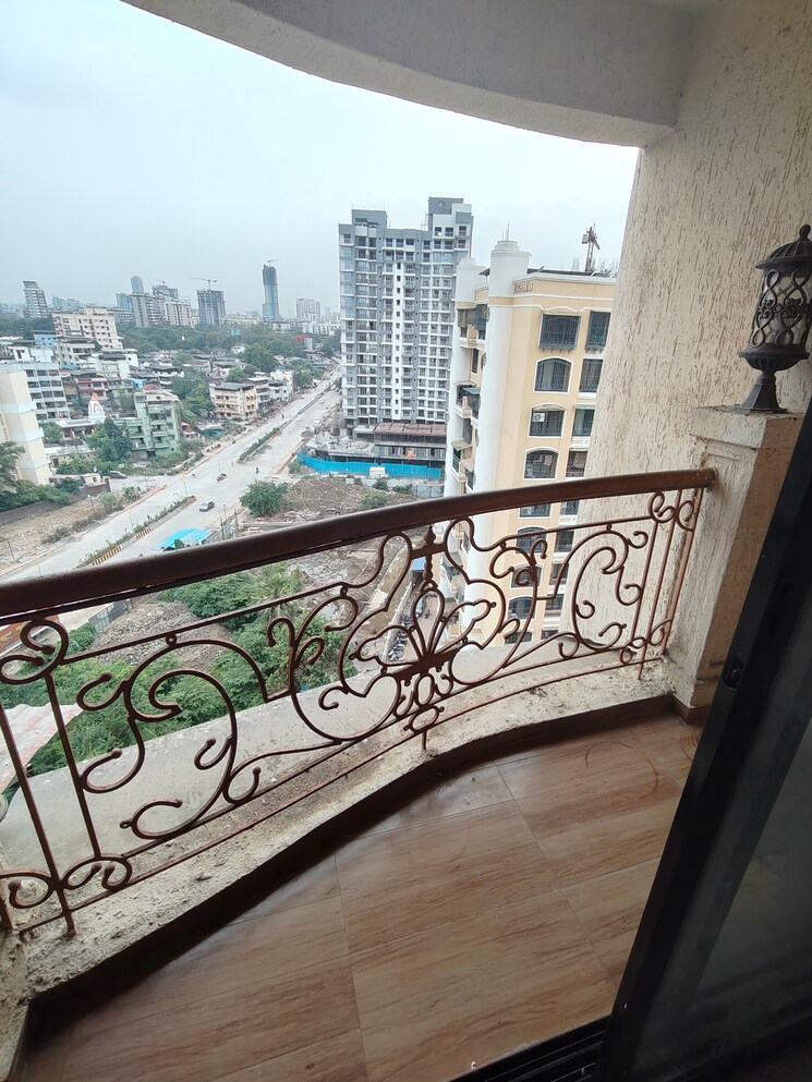 Balcony, tharwani-rosalie 2 Bedroom 983 Sq.Ft. Apartment In Kalyan West Thane 8652420