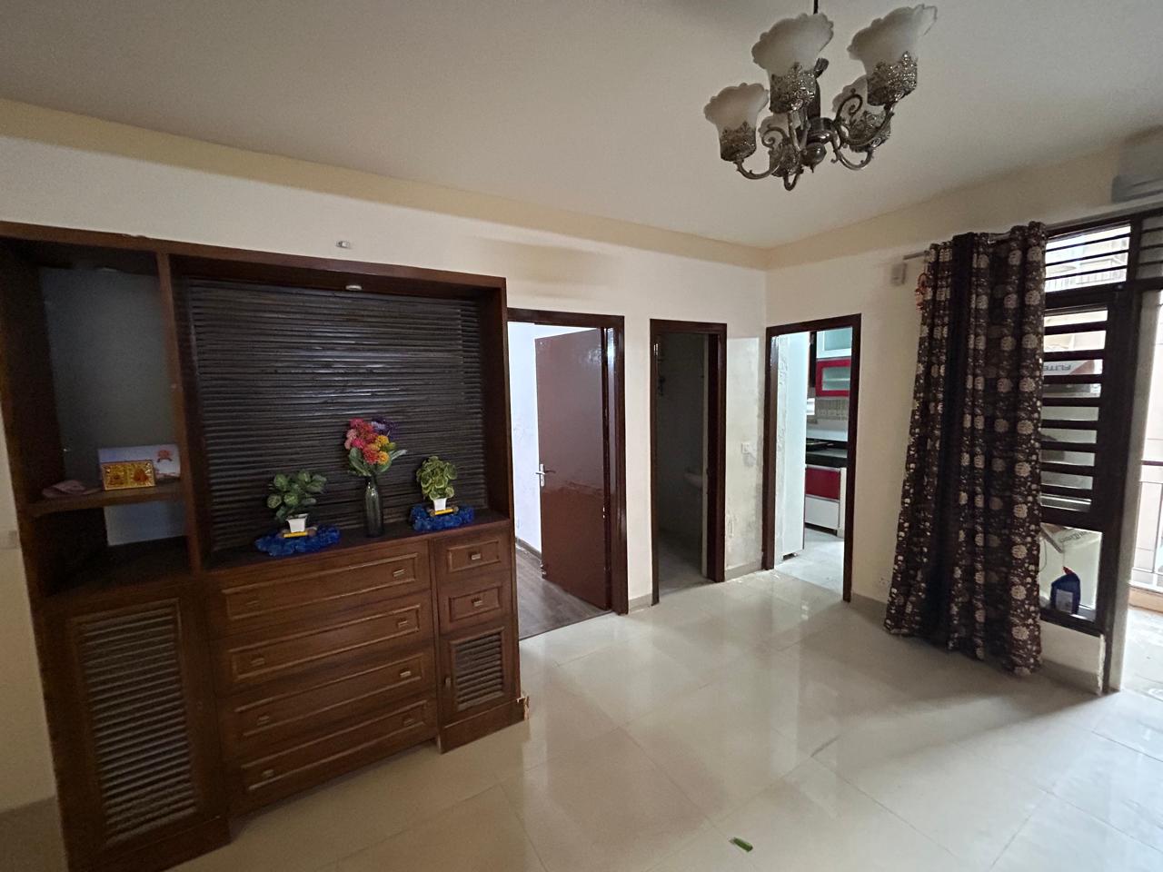 2 BHK + Pooja Room Apartment For Sale in BPTP Discovery Park