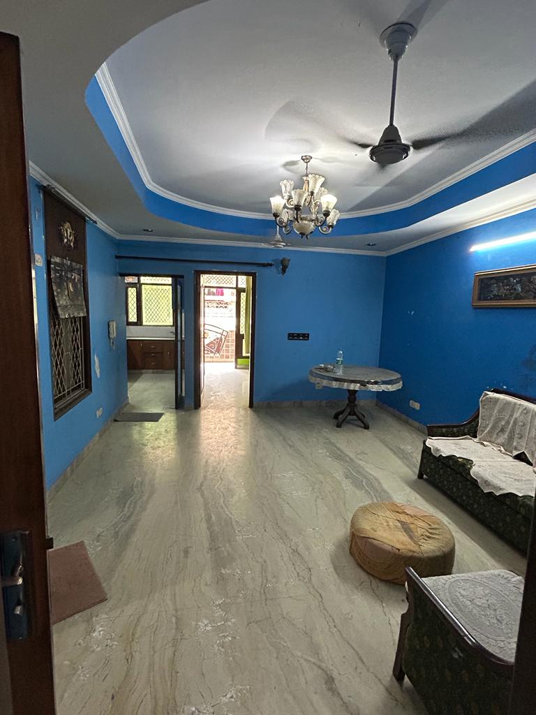 2 BHK + Servant Room Builder Floor For Sale in Chattarpur
