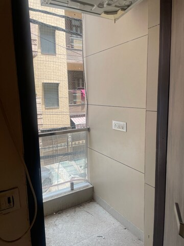 Bathroom in 1 BHK Builder Floor at Subhash Nagar – for Rent