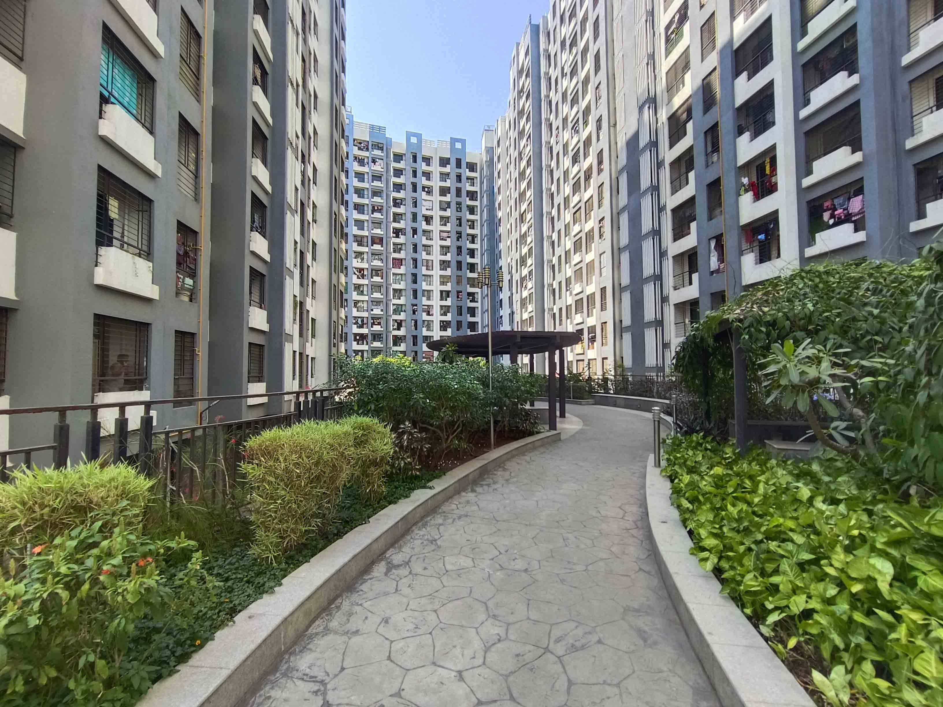2 BHK Apartment For Sale in Bhoomi Acropolis