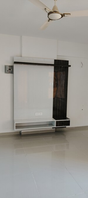 Room in 2 BHK Apartment at Wave Dream Homes, Wave City – for Sale