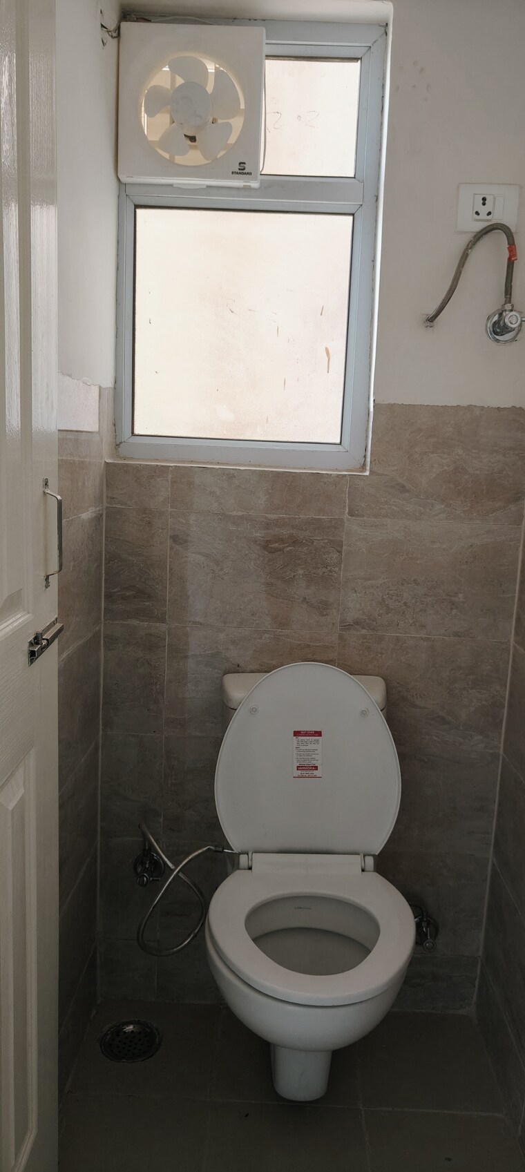 Bathroom, wave-dream-homes 2 Bedroom 808 Sq.Ft. Apartment In Wave City Ghaziabad 8652668