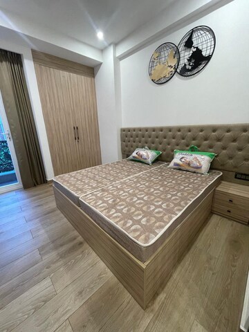 Bedroom in 1 BHK Builder Floor at Sector 56 – for Rent