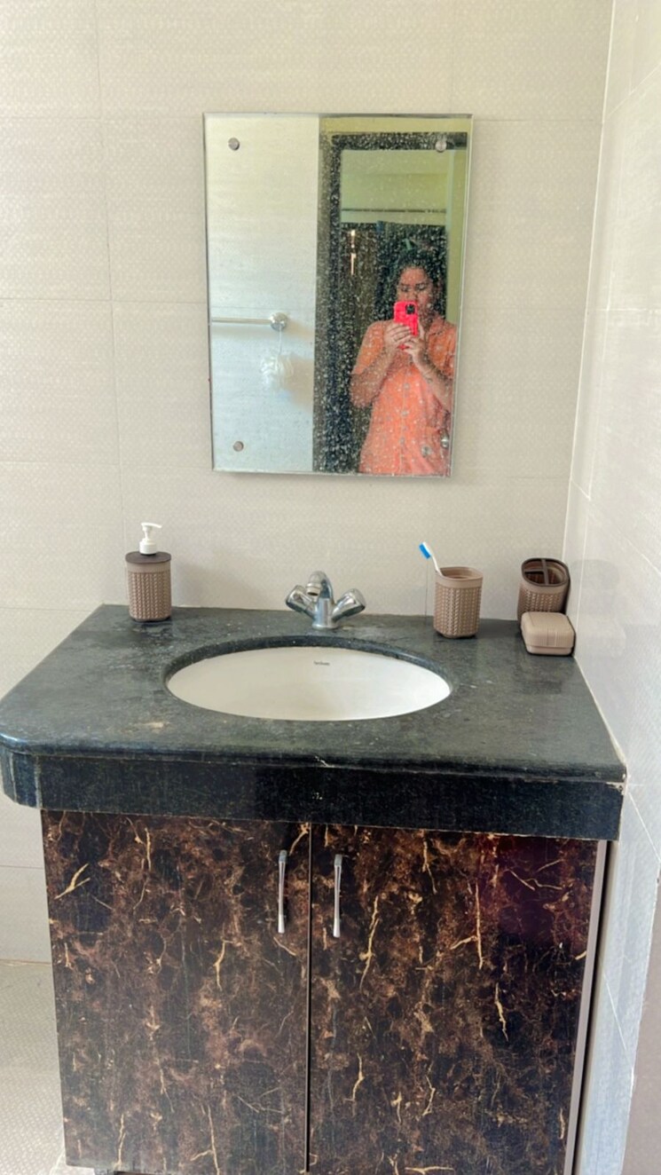 Bathroom, roopali-green-city 3 Bedroom 1800 Sq.Ft. Apartment In Faizabad Road Lucknow 8652752