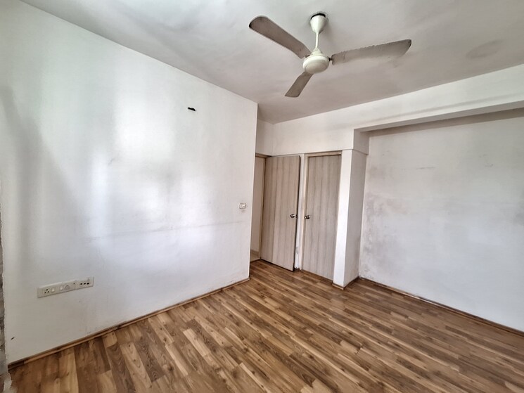 Room, lodha-casa-rio-gold 2.5 Bedroom 800 Sq.Ft. Apartment In Dombivli East Thane 8652900