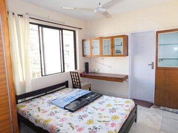 Bedroom in 2 BHK Apartment at Hiranandani Gardens Silver Oak, Powai – for Rent