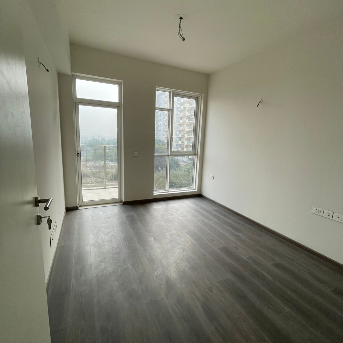 3 BHK 2147 Sq.Ft. Apartment in BPTP Amstoria Country Floor