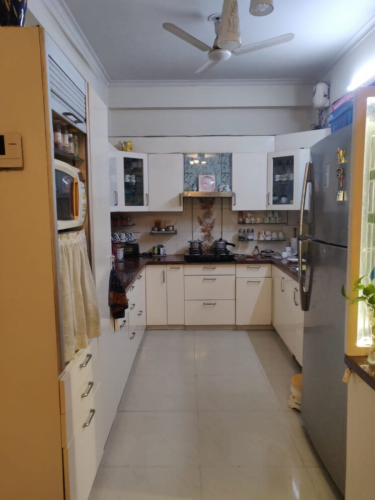 Kitchen, palam vihar 3 Bedroom 1600 Sq.Ft. Builder Floor In Palam Vihar Gurgaon 8653125