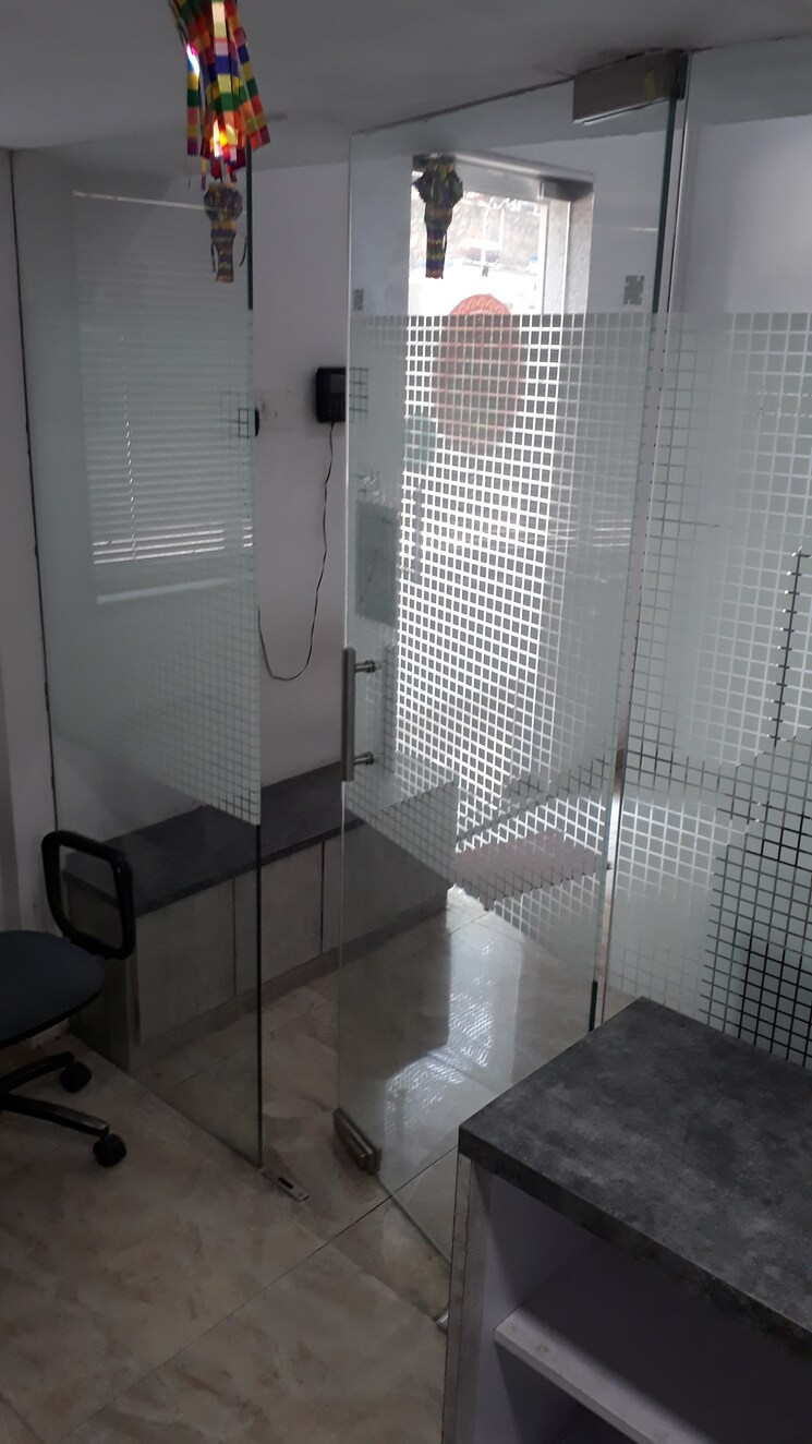 Bathroom, wagle industrial estate Commercial Office Space 500 Sq.Ft. In Wagle Industrial Estate Thane 8653002