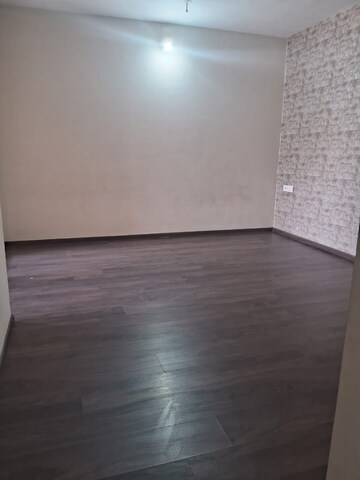 Room in 4 BHK Apartment at Paradise Lifespaces Sai World City, New Panvel – for Rent