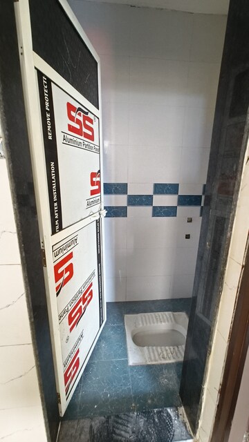 Building Lobby in 1 BHK Apartment at Sahara Reliable Shreejee Empire, Nalasopara West – for Rent