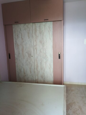 Room in 1 BHK Apartment at Kohinoor Majestic, Kalyan West – for Rent