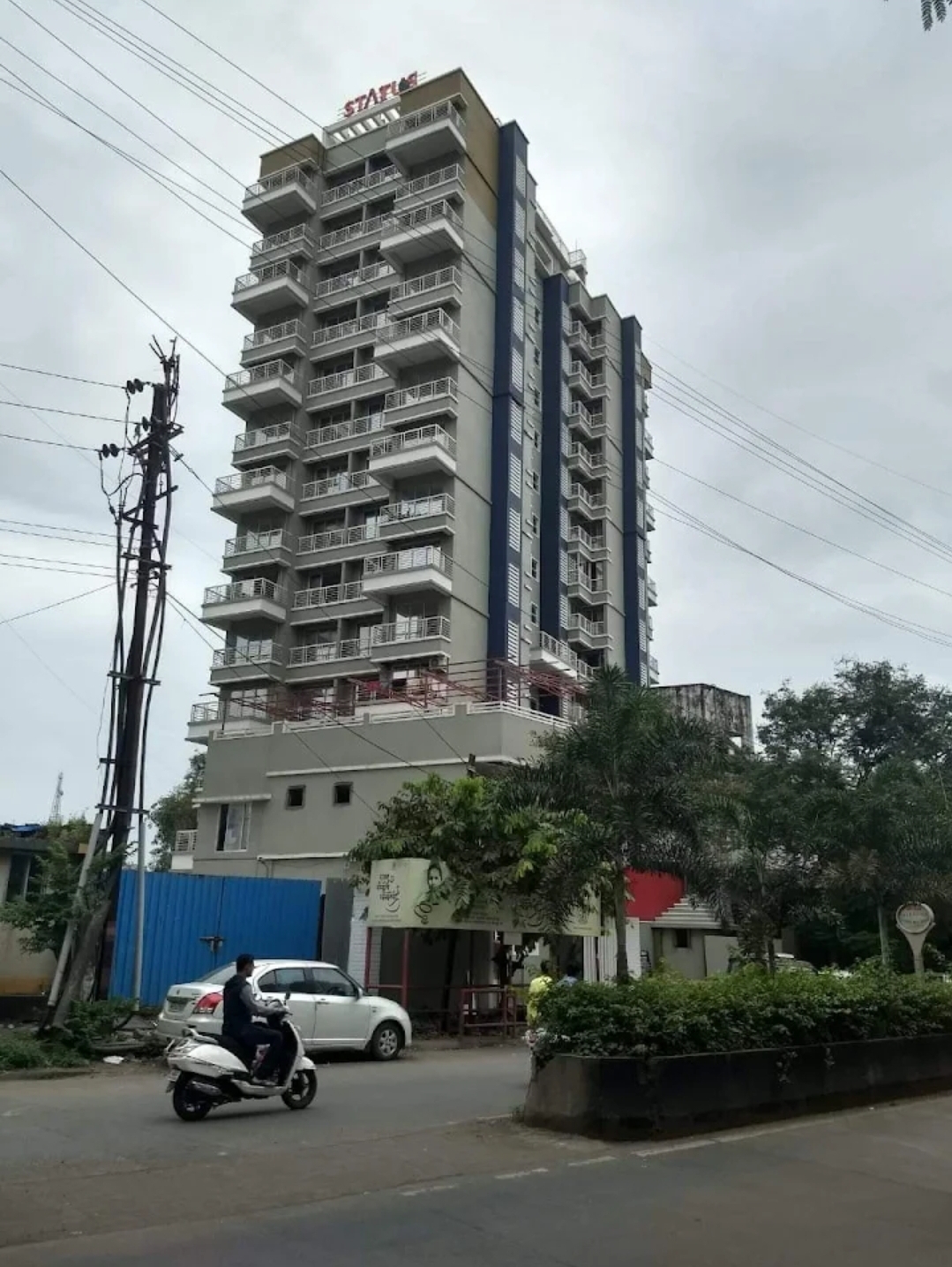 1 BHK 450 Sq.Ft. Apartment in Kohinoor Majestic