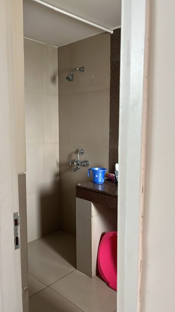 Furnished Amenities in 3 BHK Apartment at Mapsko Paradise, Sector 83 – for Rent