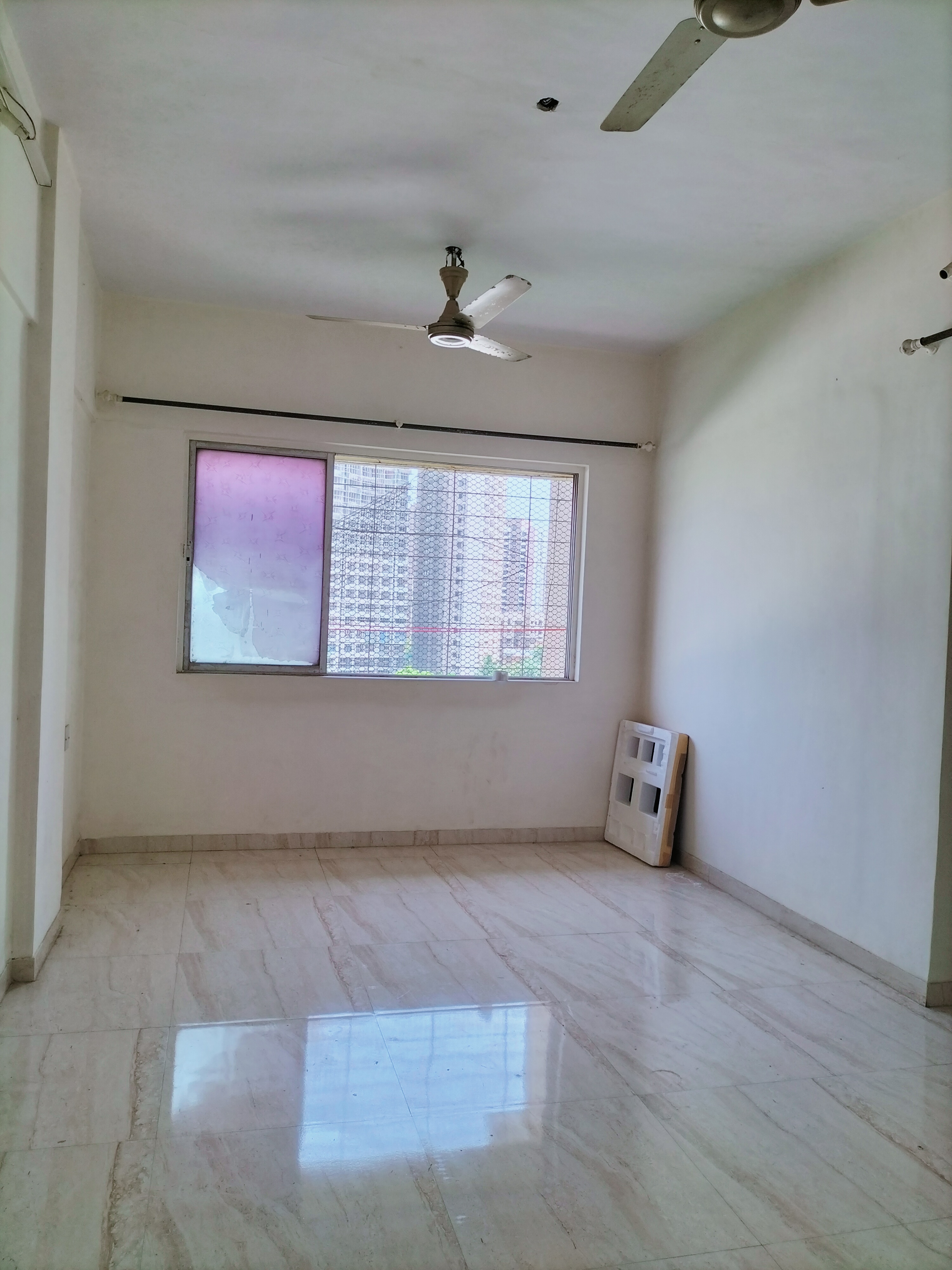 1 BHK + Extra Room 420 Sq.Ft. Apartment in Riddhi Gardens CHS