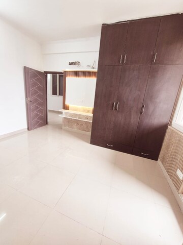 4 BHK Villa For Rent in Chattarpur