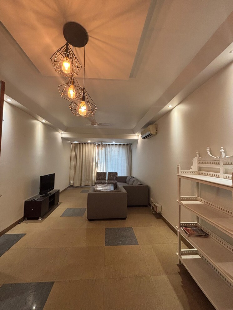 Living Room, greater kailash i 3 Bedroom 217 Sq.Yd. Builder Floor In Greater Kailash I Delhi 8653446