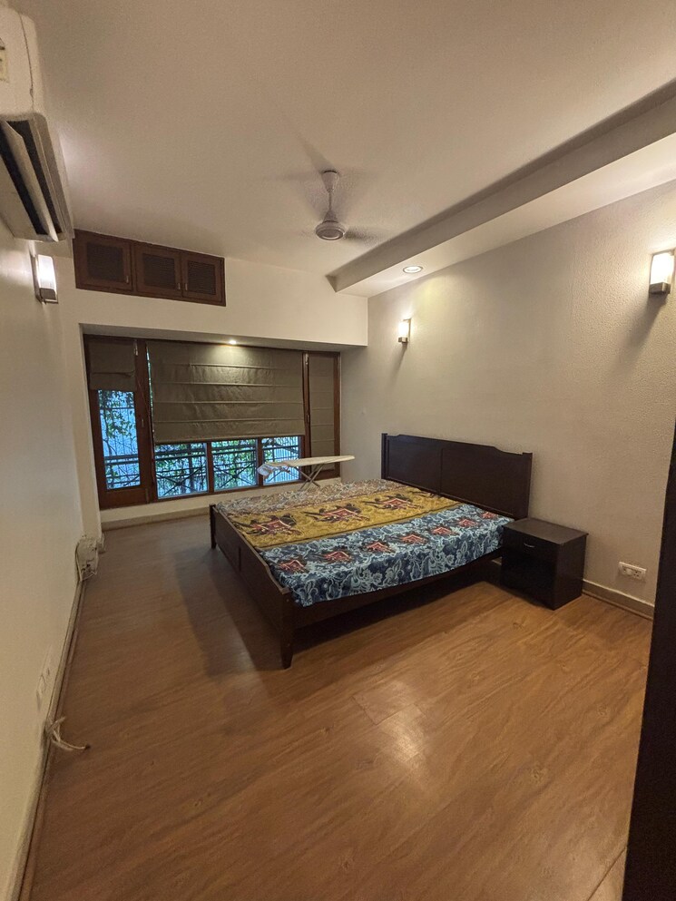 Bedroom, greater kailash i 3 Bedroom 217 Sq.Yd. Builder Floor In Greater Kailash I Delhi 8653446
