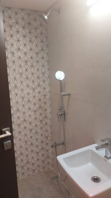 Bathroom in 1 BHK Apartment at Lalani Velentine Apartment VI, Goregaon East – for Rent