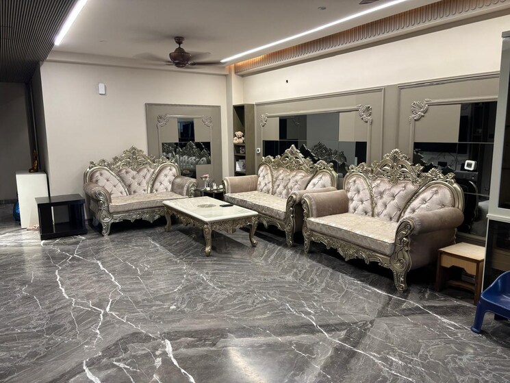  Parking, anand vihar 2 Bedroom 950 Sq.Ft. Builder Floor In Anand Vihar Delhi 8653521