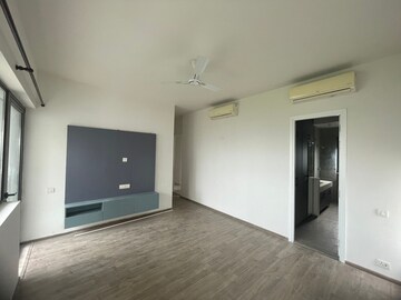 3.5 BHK Apartment For Rent in Ireo Skyon, Sector 60