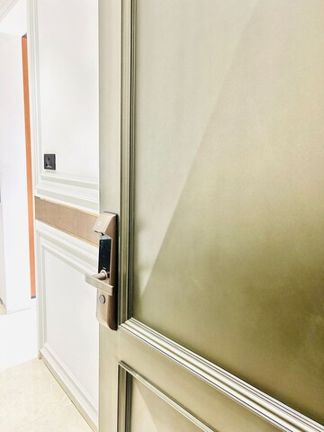 Staircase in 3 BHK Apartment at DLH Legacy, Juhu – for Rent