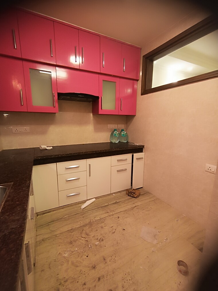 Kitchen, chittaranjan park 3 Bedroom 1300 Sq.Ft. Builder Floor In Chittaranjan Park Delhi 8653765