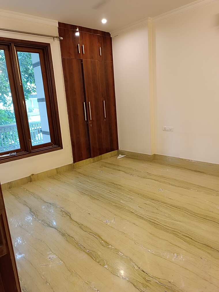 Room, chittaranjan park 3 Bedroom 1300 Sq.Ft. Builder Floor In Chittaranjan Park Delhi 8653765