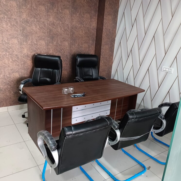 Team Area, sushma-infinium Commercial Office Space 500 Sq.Ft. In Ghazipur Zirakpur 8653789