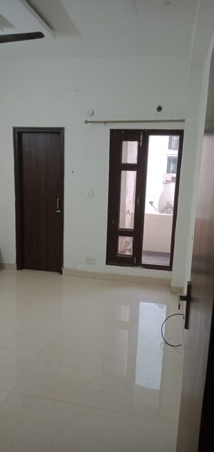 Room in 3 BHK Apartment at Motiaz Royal Citi, Ambala Highway – for Sale